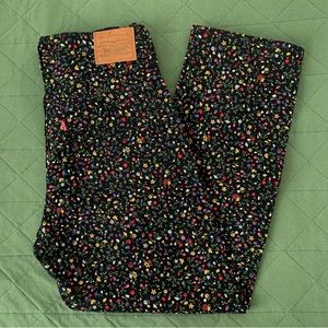 Levi’s Premium Black Floral Wedgie Straight Jeans Size 30